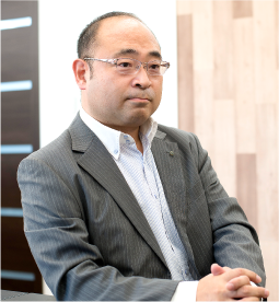 会長　吉村友希写真